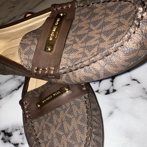 Michael Kors Everett Loafer Women's Leather - Picture 5 of 5